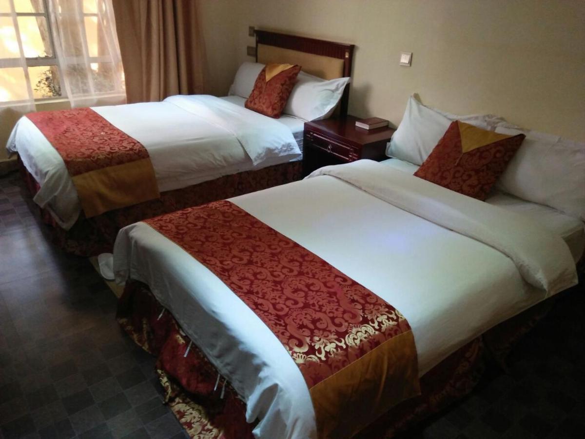 Falcon heights Hotel Nanyuki Buitenkant foto